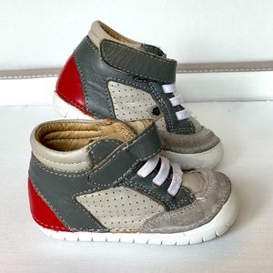 Unisex baby walker shoes. Perfect for spring, fall, winter.